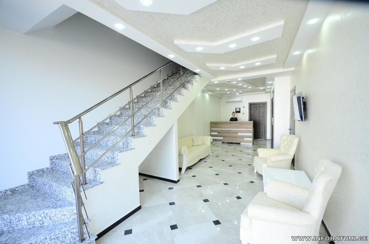巴统 Dream Tower酒店 外观 照片