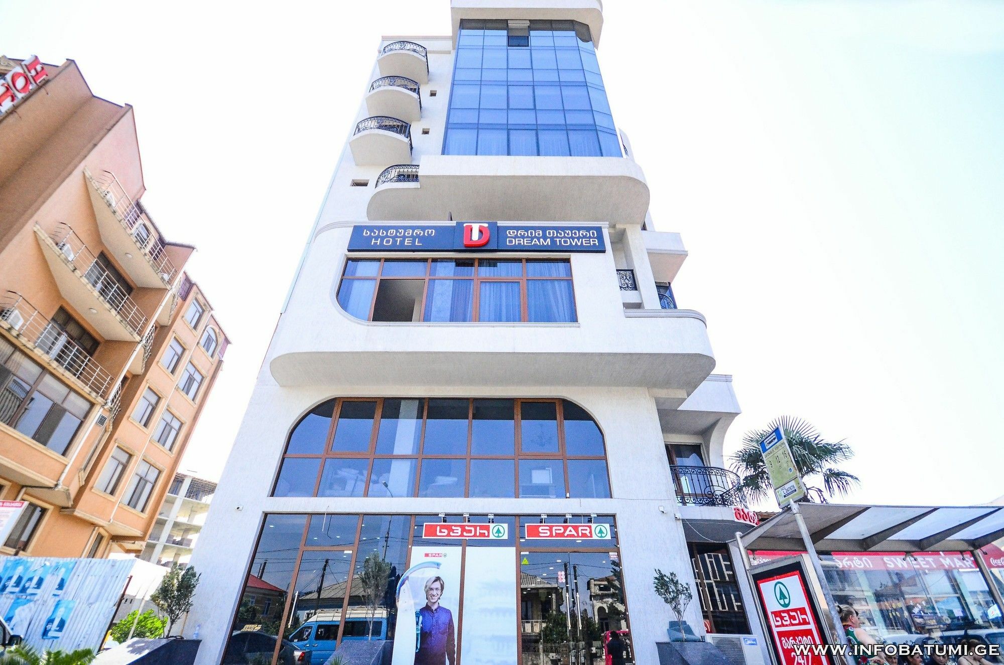巴统 Dream Tower酒店 外观 照片